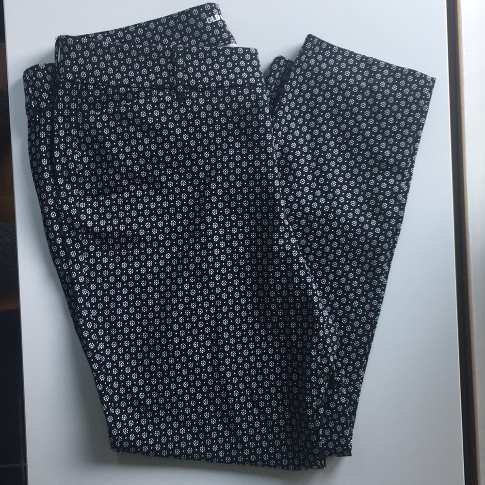 NWOT Old Navy Pixie Pants size 14